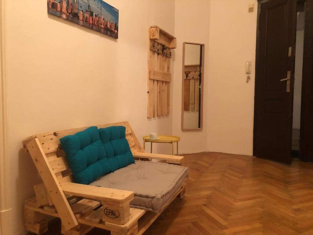 Apatrhostel Brno Брно Экстерьер фото