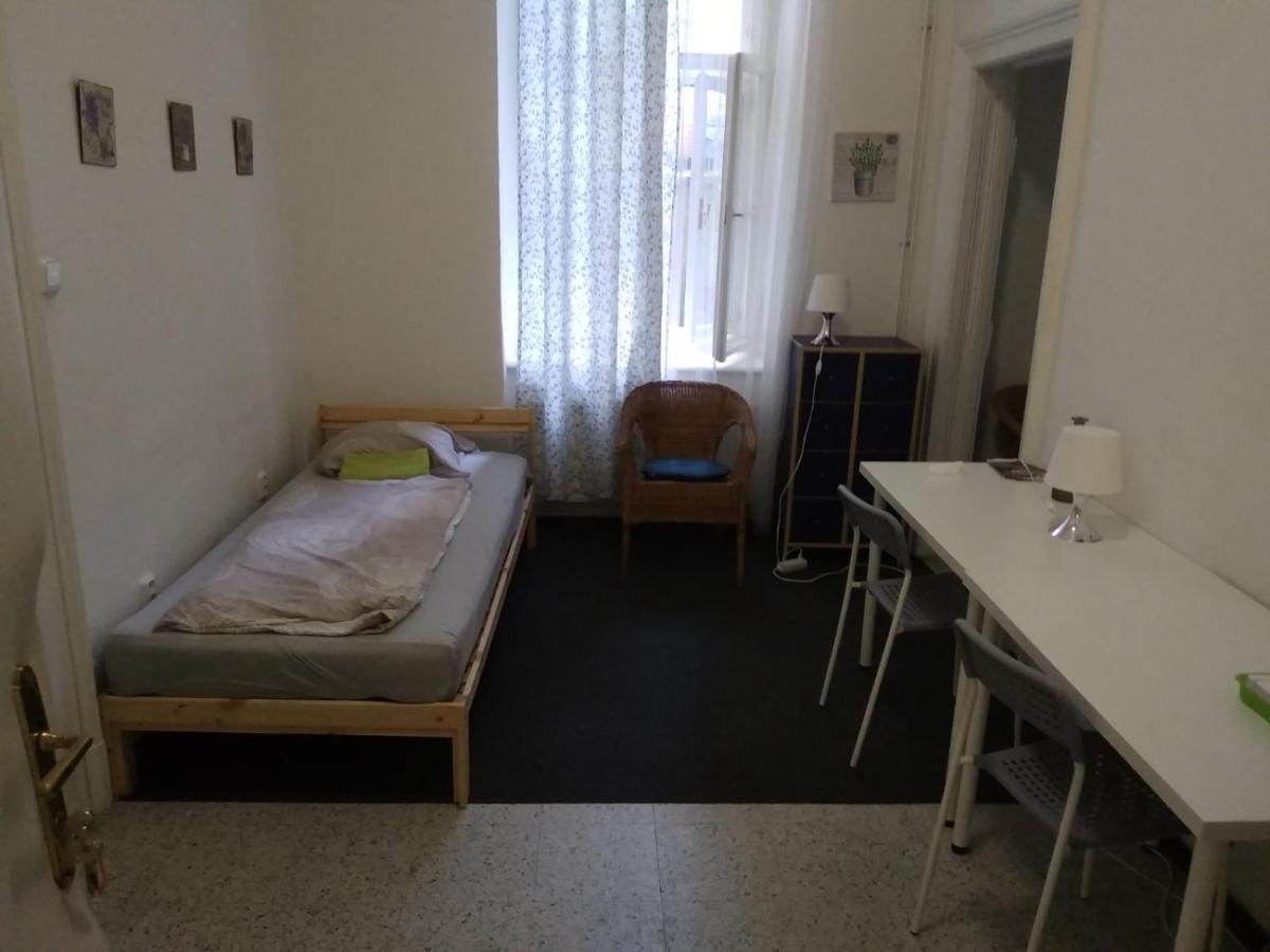 Apatrhostel Brno Брно Экстерьер фото
